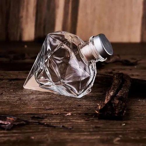 山東玻璃瓶酒瓶廠(chǎng)